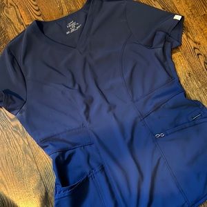 Women’s scrub top